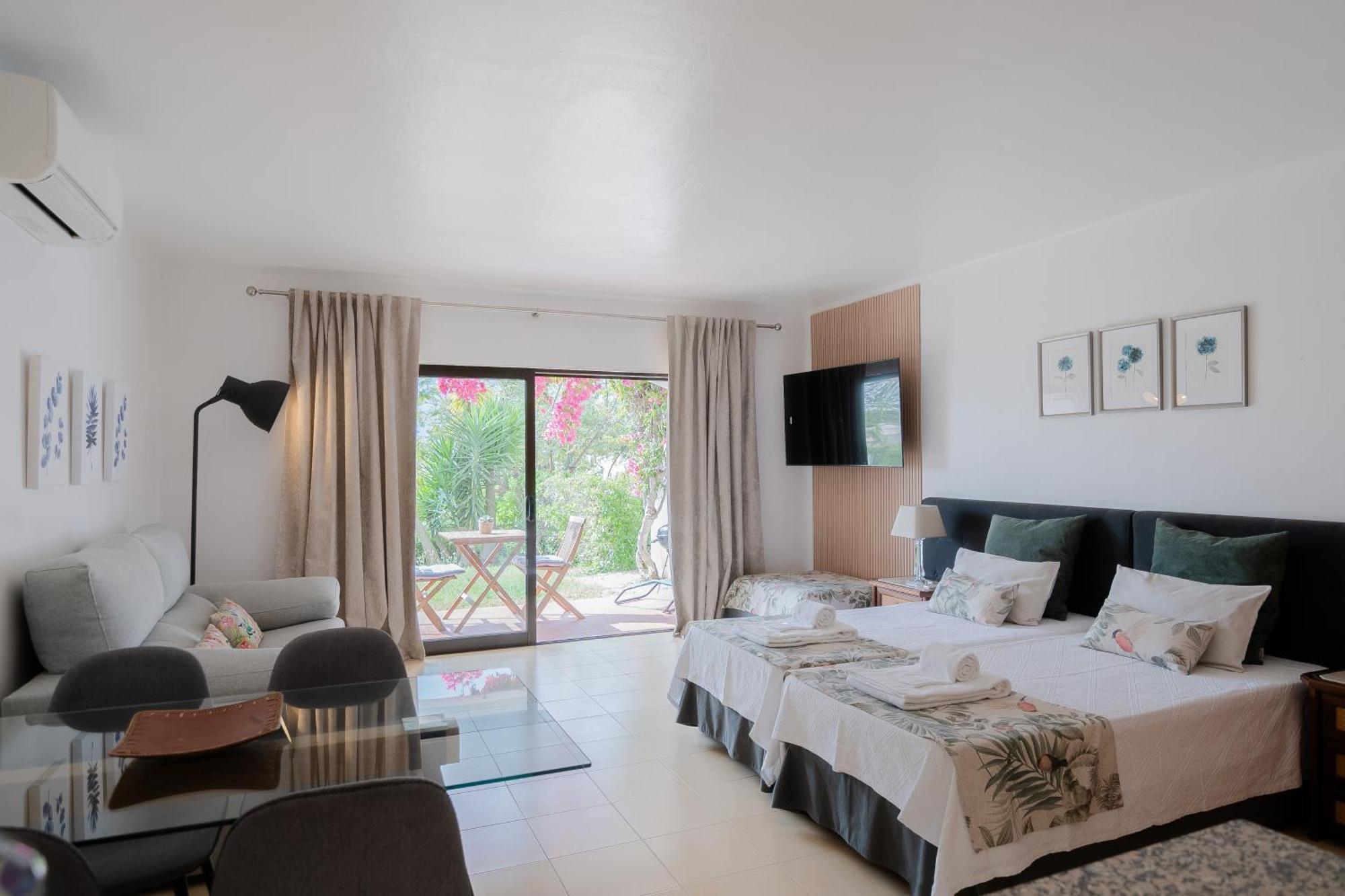 Seacoast Retreat With Pool And Beach Access By Drago Rentals Albufeira Dış mekan fotoğraf